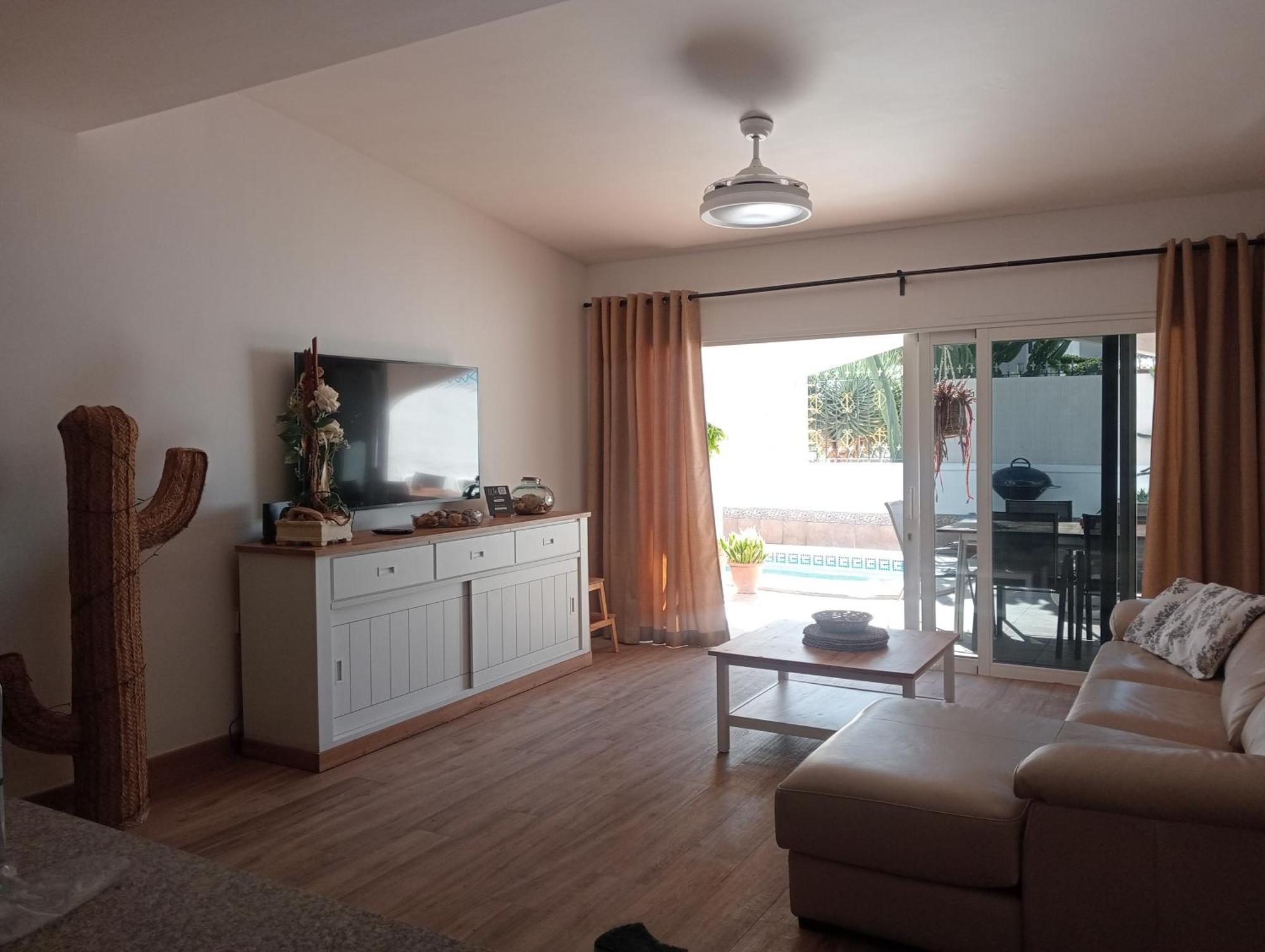 Beautiful Holiday Villa With Heated Private Pool, Los Cristianos Los Cristianos  Buitenkant foto